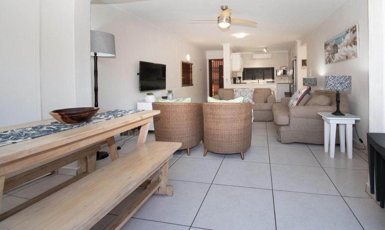 7 The Shades Umhlanga Rocks Apartman Durban Kültér fotó