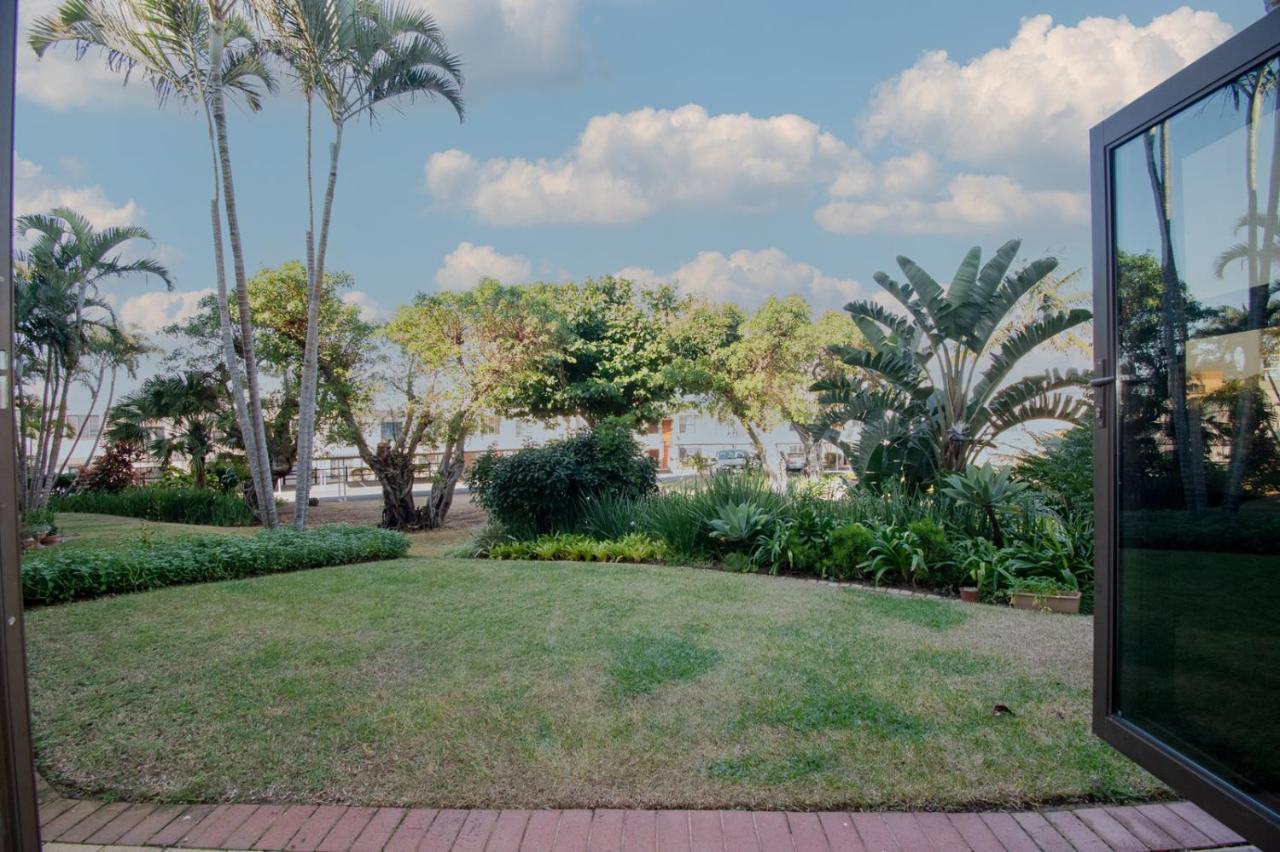 7 The Shades Umhlanga Rocks Apartman Durban Kültér fotó